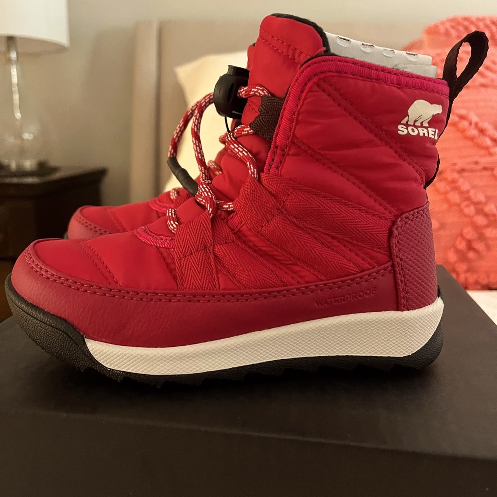 SOREL Whitney II Short Waterproof Insulated Boot, Toddler Size 9, Red, NWT
